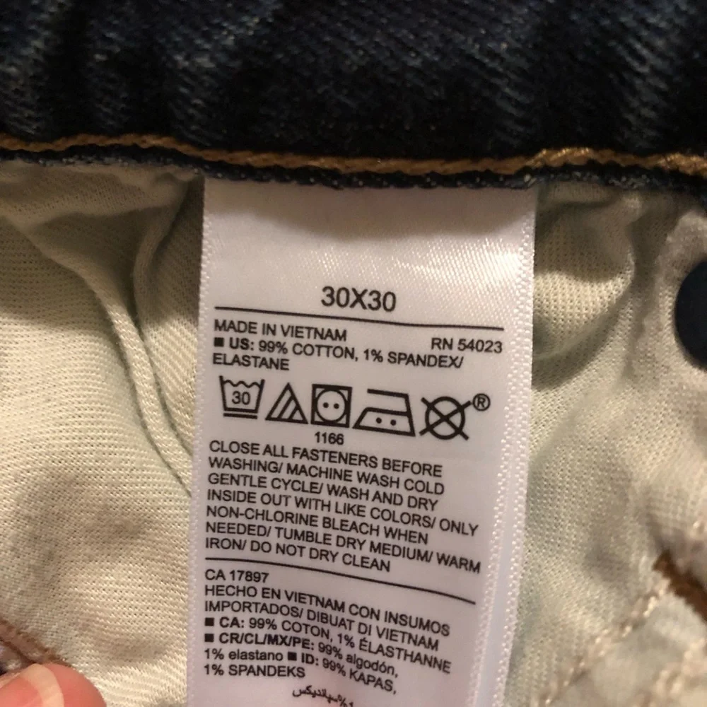Old Navy Straight Leg Athletic Taper Size 30 - Picture 4 of 5